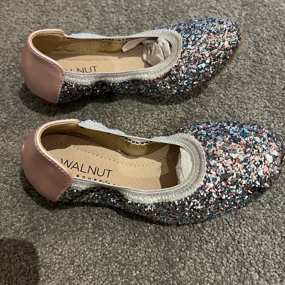 Walnut Melbourne ballet flats kids size 28 - Picture 6 of 6